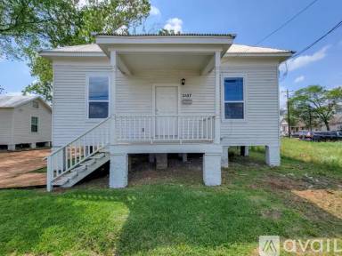 Main picture of 2107 Houston Ave