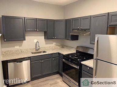 Main picture of 62 N Parkside Ave & 5645 W Washington Blvd Apartments