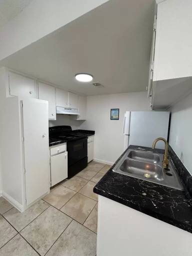Main picture of 3821 Hazelwood St