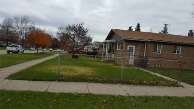 Main picture of 32916 Avondale St