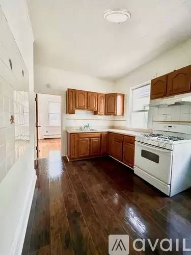 Main picture of 34 Portland Ave