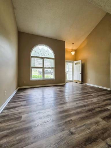 Main picture of 2519 Providence Creek Rd
