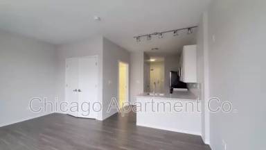 Main picture of 801 W Adams St