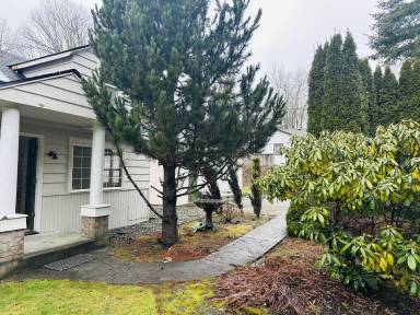 Main picture of 20620 Larch Way