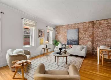 Main picture of 156 Prince St