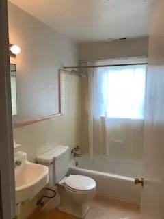Main picture of 597 Highland Ave