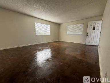Main picture of 6305 Marchant Ave