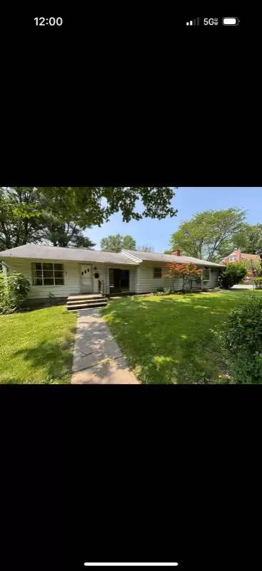 Main picture of 443 N 8th St