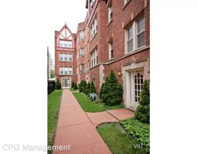 Main picture of 2924 N Sacramento Ave