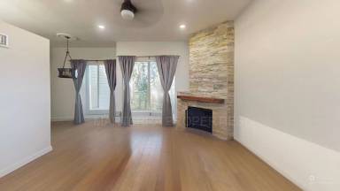 Main picture of 808 Wesleyan Bay