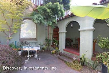 Main picture of 1740 Arch St