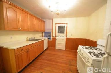 Main picture of 54 Montfern Ave