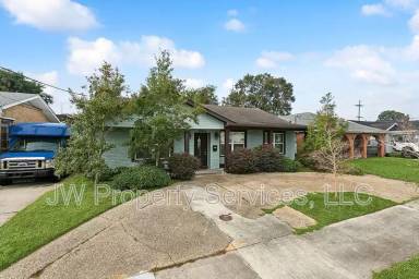 Main picture of 8614 Palm St
