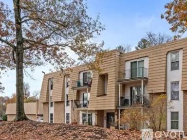 Main picture of 23 Shadowbrook Ln