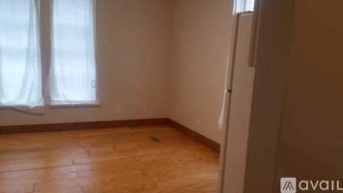 Main picture of 203 W Elm St