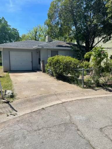 Main picture of 1765 Eugenia Ave