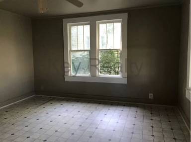 Main picture of 7 Maryland Ave