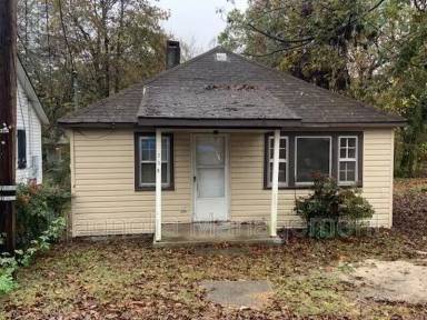 Main picture of 710 Highland Ave