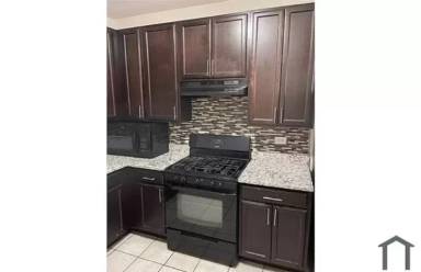 Main picture of 7621 S Normal Ave