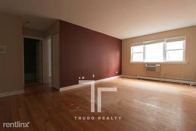 Main picture of 625 W Wrightwood Ave Apartments