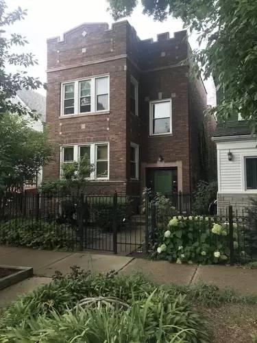 Main picture of 2108 N Whipple St