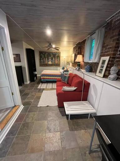 Main picture of 32 Balm Grove Ave