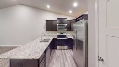 Main picture of 462 Constitution Blvd