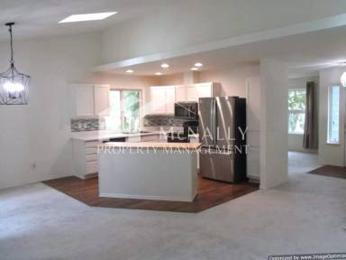 Main picture of 1166 Leschi Dr