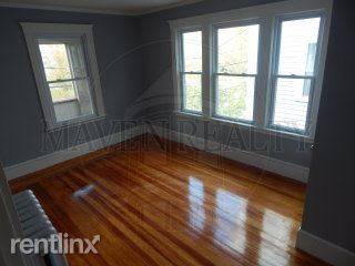 Main picture of 10 Magnus Ave