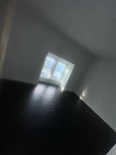 Main picture of 628 W Princess St
