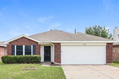 Main picture of 2029 Wildwood Dr