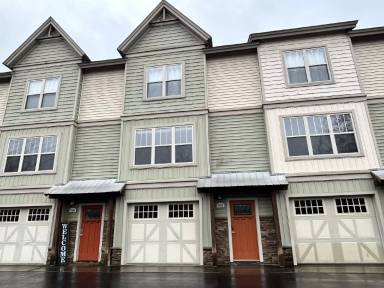 Main picture of Crawford Falls Apartments