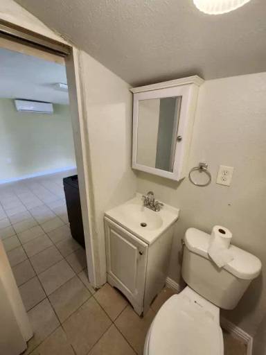 Main picture of 3491 Strong St