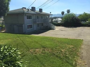 Main picture of 140 Sequoia Ave