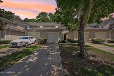 Main picture of 7831 Melvin Rd