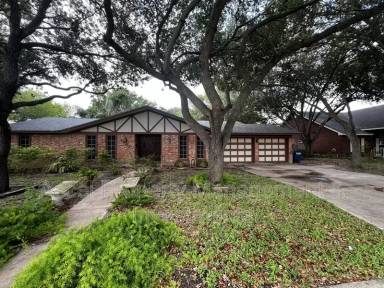 Main picture of 1902 Renee Ln