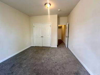 Main picture of 1805 N Calvert St