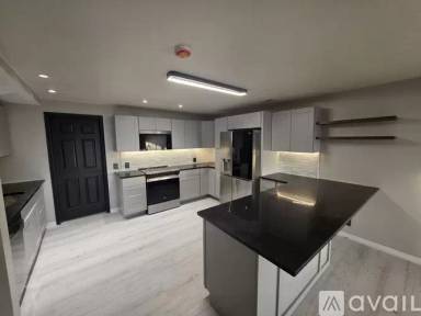 Main picture of 5057 Ridgedale Dr