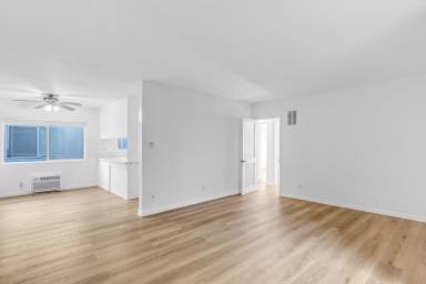 Main picture of 7100 Fulton Ave