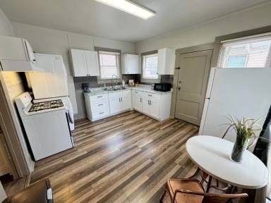 Main picture of 519 W Ridgewood Ct