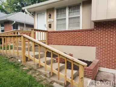 Main picture of 12908 Beacon Ave