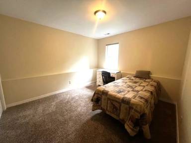 Main picture of 32 Burgundy Cir