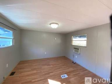 Main picture of 141 Gale Rd