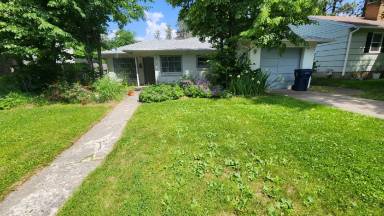 Main picture of 1307 E Thurston Ave