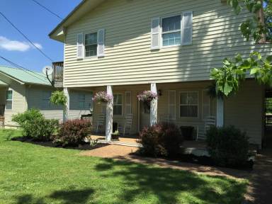 Main picture of 1481 Chapmansboro Rd