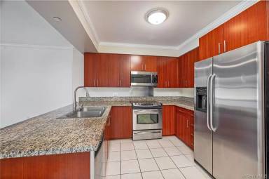 Main picture of 909 Kapiolani Condos