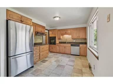 Main picture of 8240 Tennyson St
