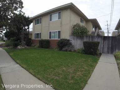 Main picture of 17817 Crenshaw Blvd