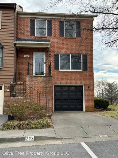 Main picture of 323 Tudor Dr