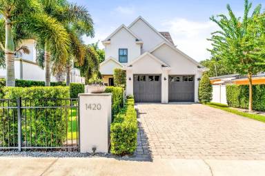 Main picture of 1420 Magnolia Ave